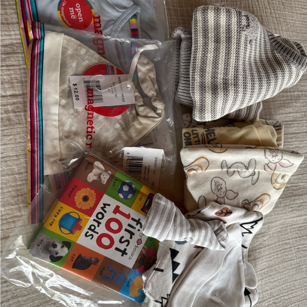 Newborn / 0-3 Mo Unisex Baby lot. Magnetic Me - Carters